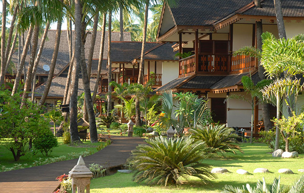 Amazing Ngapali Resort Sea View Deluxe