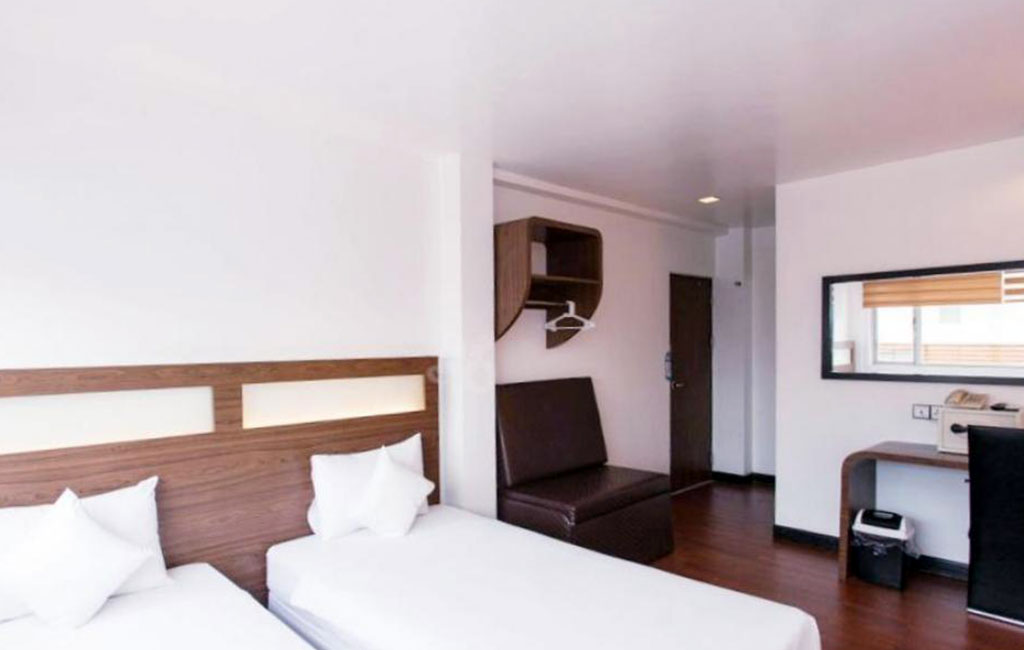 Clover City Center Deluxe 3