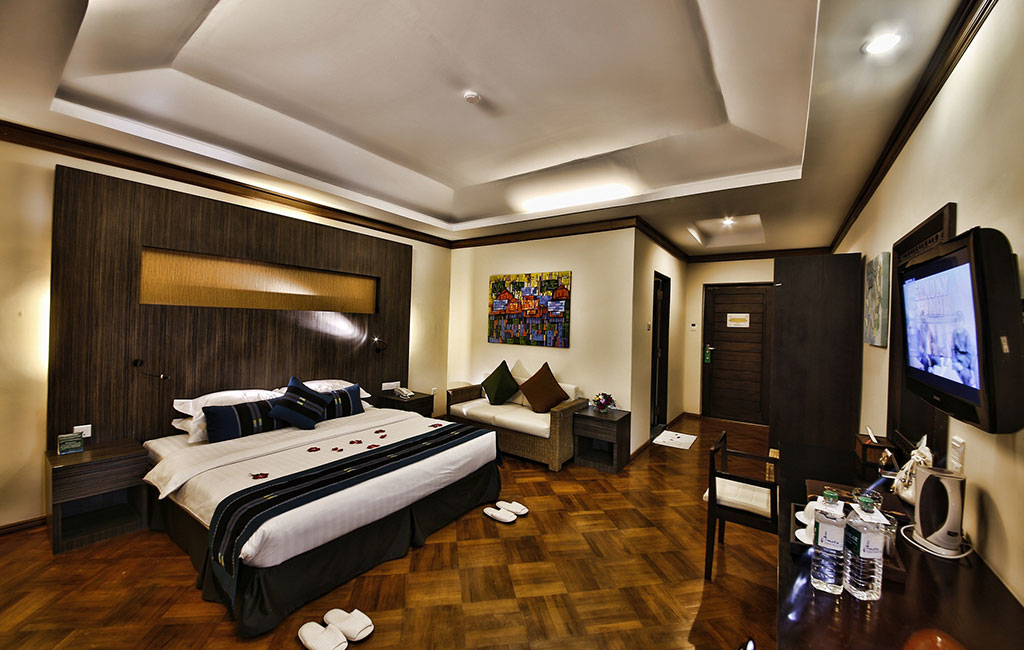 Deluxe Room01