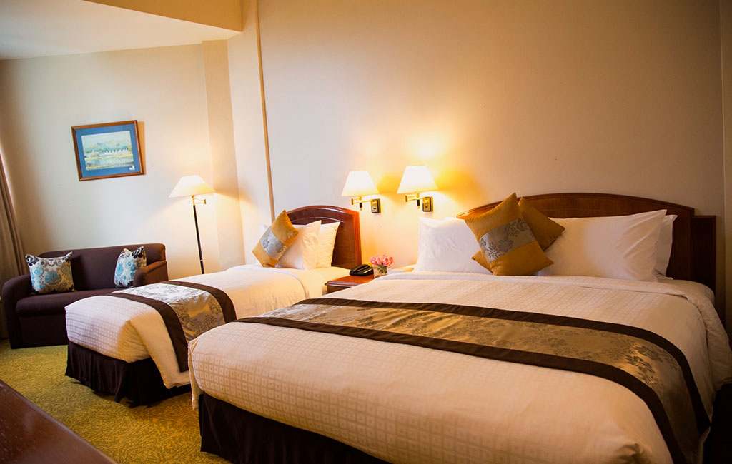 Summit Park View Hotel Deluxe