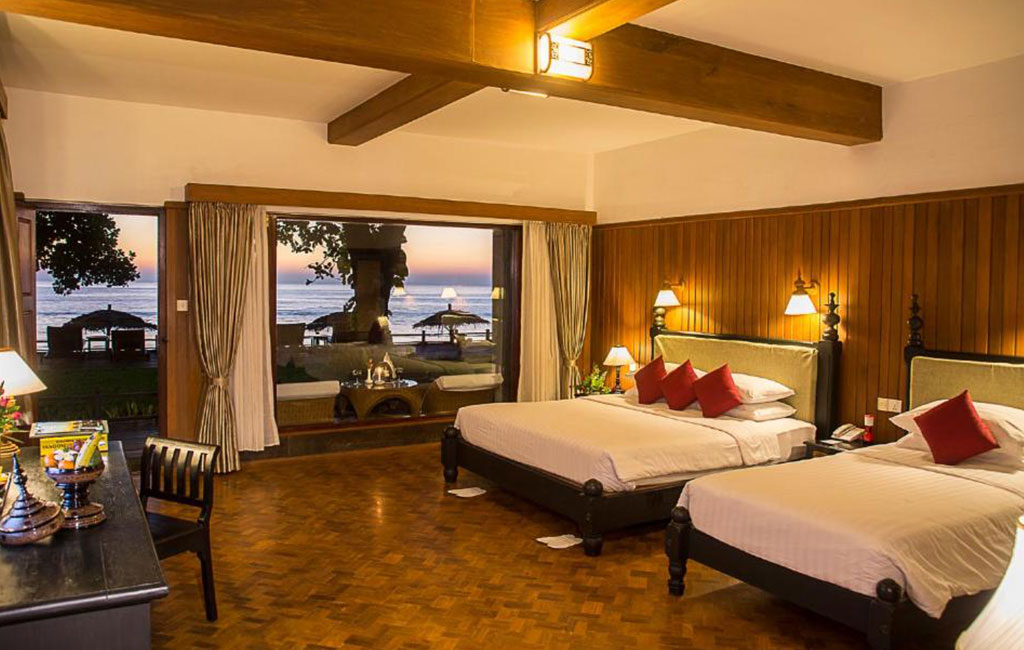 Thande Beach Front Deluxe Sea View