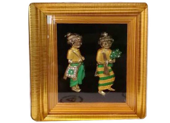 Honeymooner gife from–Local Handmade souvenirs